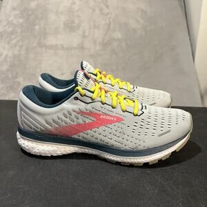 Brooks Ghost 13 Shoes Womens Size 9.5 Gray Pink Yellow Running Sneakers Cushion